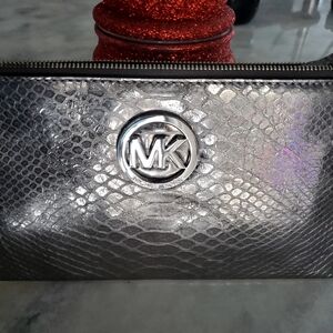 Michael Kors Metallic Silver Python/Snake Embossed Large Clutch Wristlet